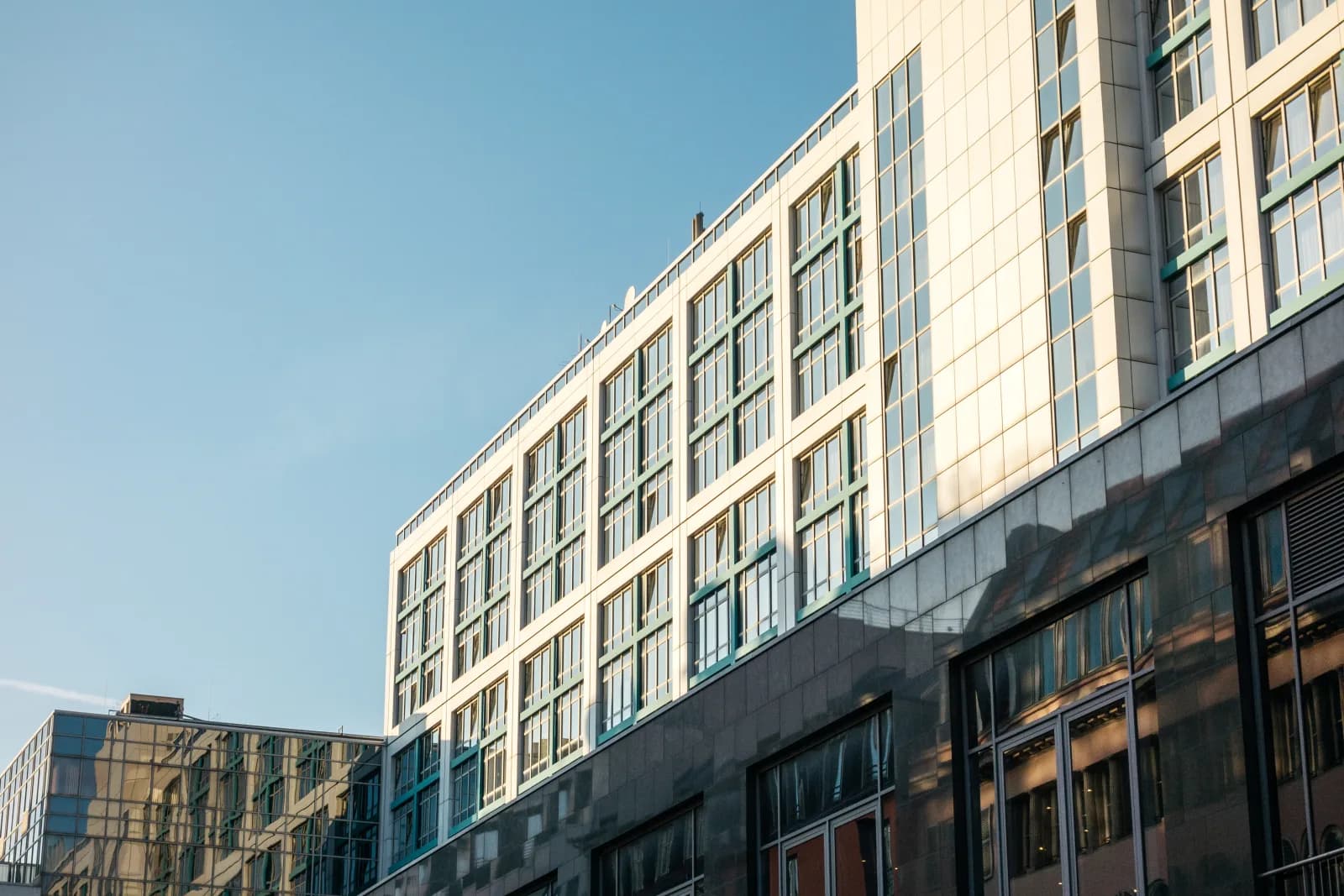 Hotel Underwriting Mandate